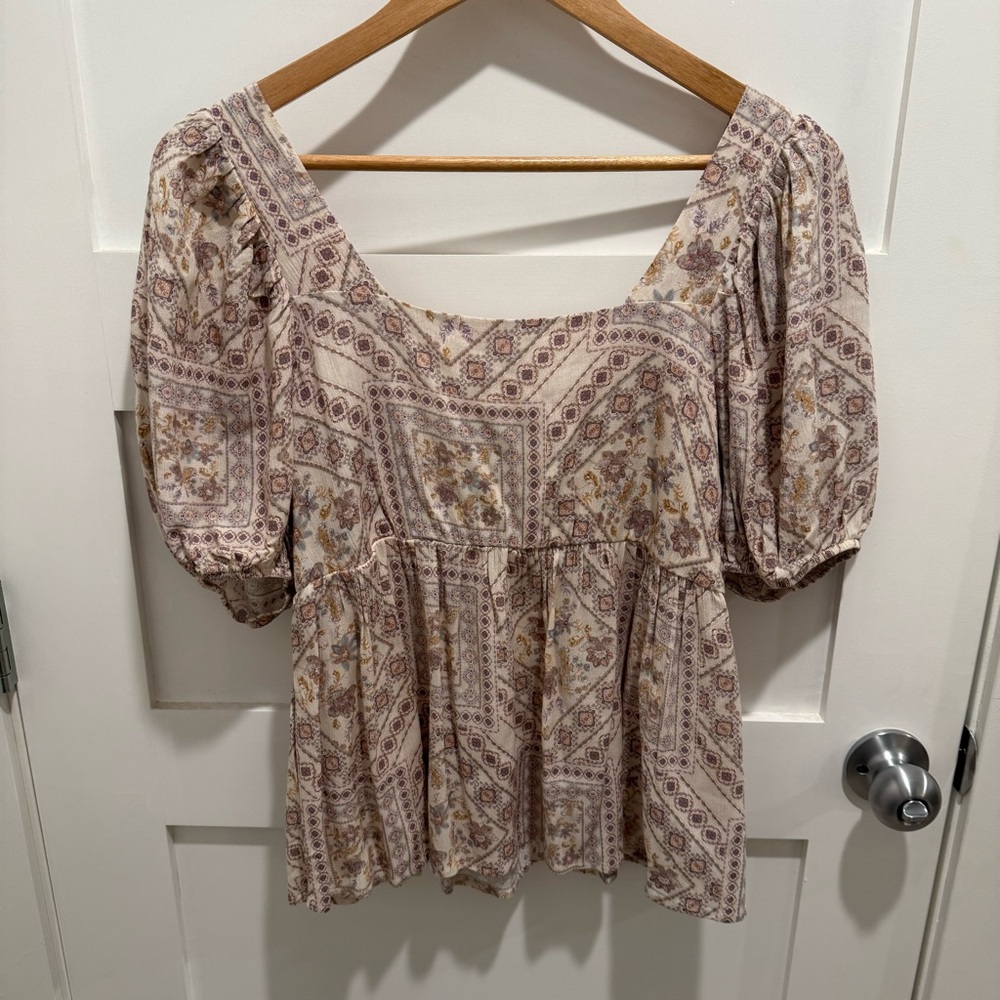 Paper Crane Tan Puff Sleeve Peplum Blouse